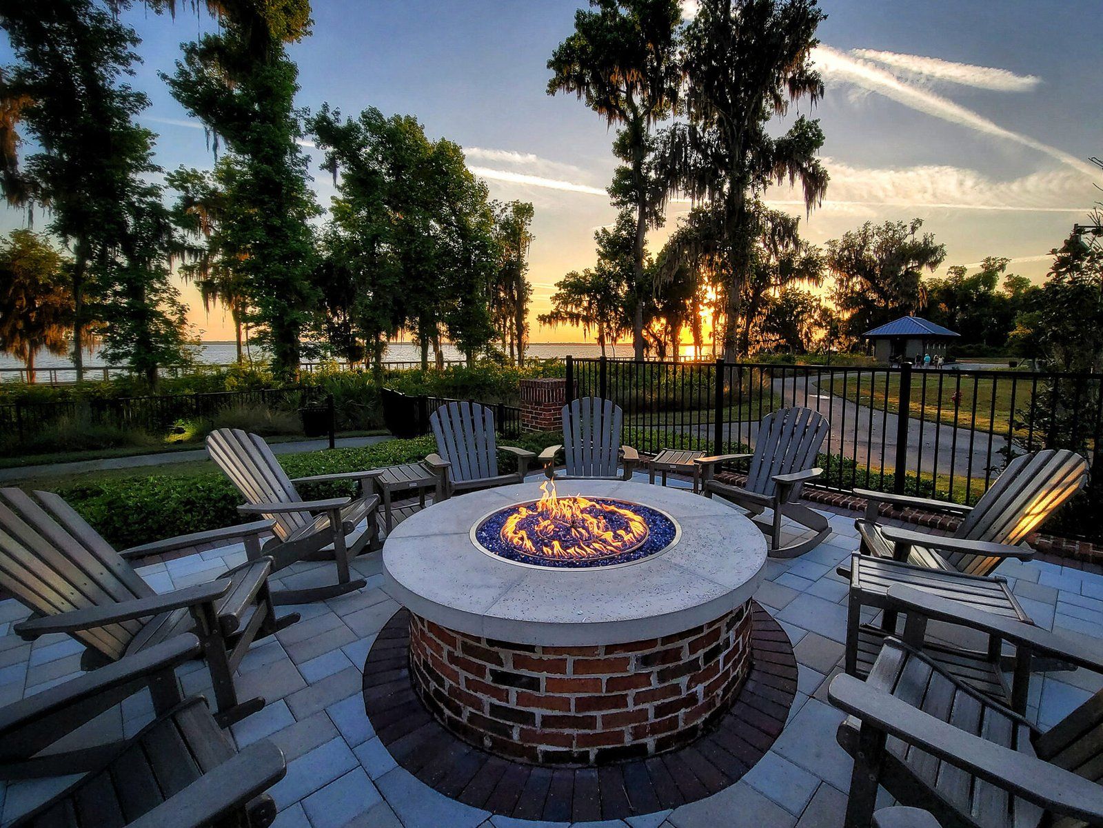 Exterior photo: Twilight Fire Pit