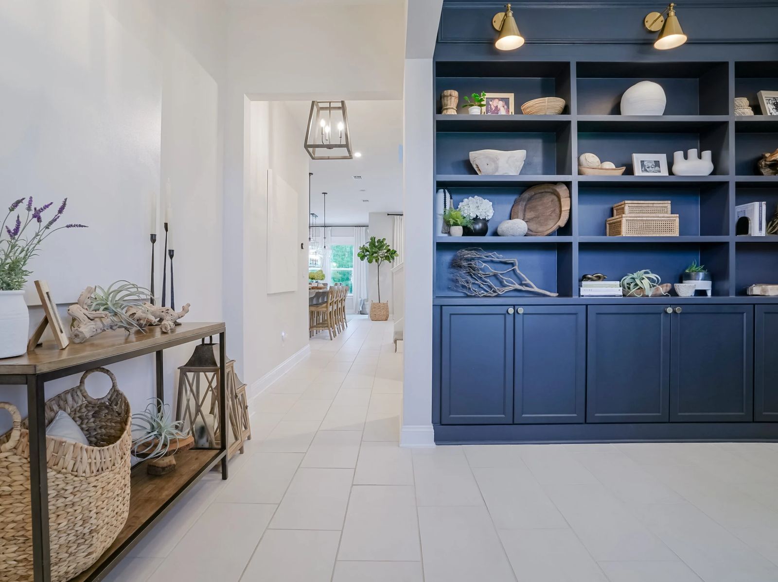 Interior photo: Hallway